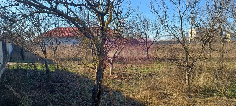 Sabareni, teren construibil 2040 mp, stradal cu utilitati